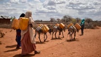 Ethiopian women with water containers